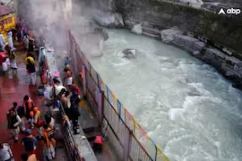 Devotees on Yatra